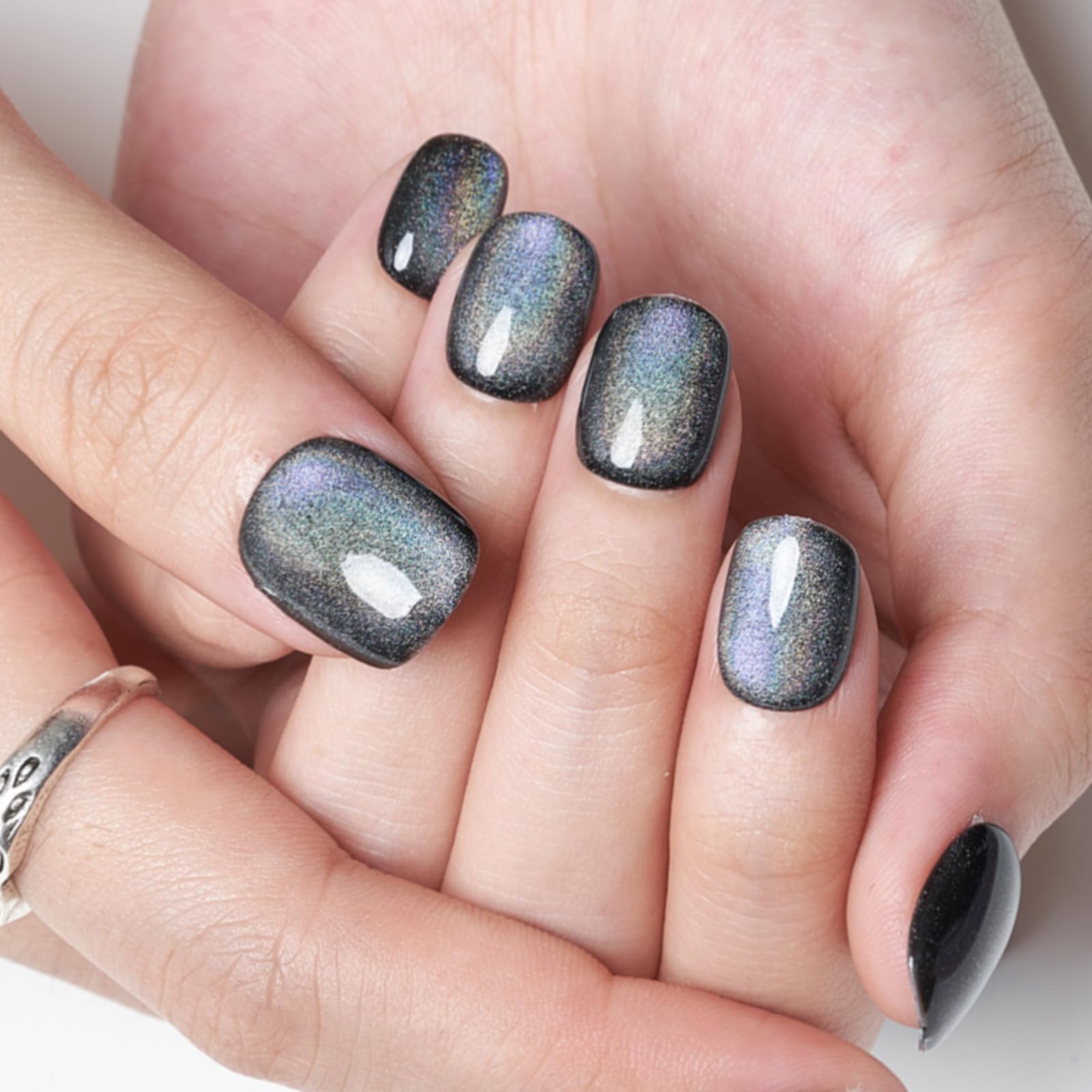 Glamermaid reusable manicure kit for repeat wear and easy removal