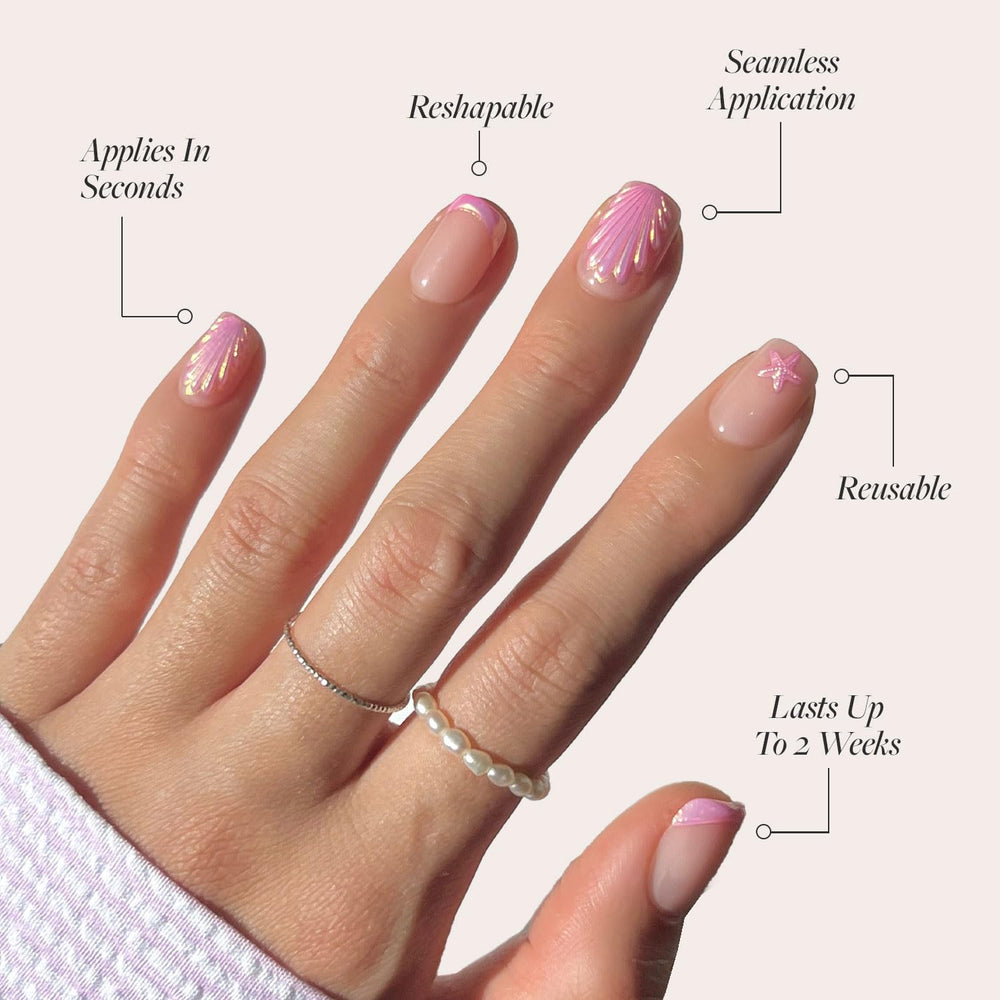 Glamnetic Blush Dunes adornos 3D: estrella, concha y palma veraniega.