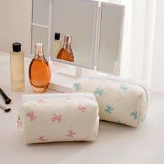 Gleyemor bolsa maquillaje diseño lazo flor rosa, perfecto para guardar productos de belleza.