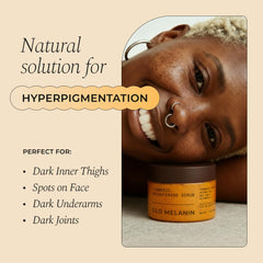 Aplicación con la mano de Glo Melanin Turmeric Scrub, uso diario fácil