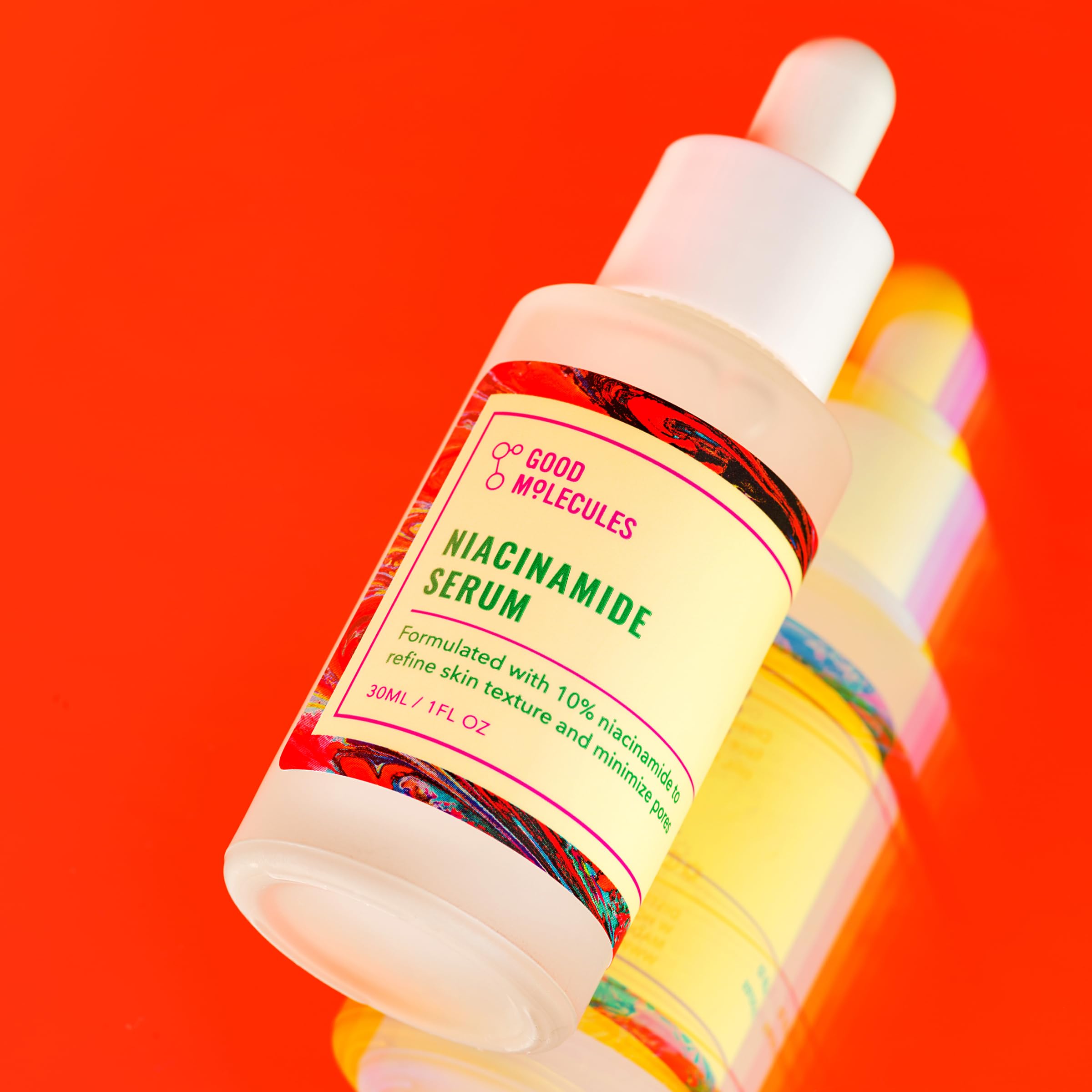Posible mejora de claridad de piel con uso regular de Niacinamide Serum.