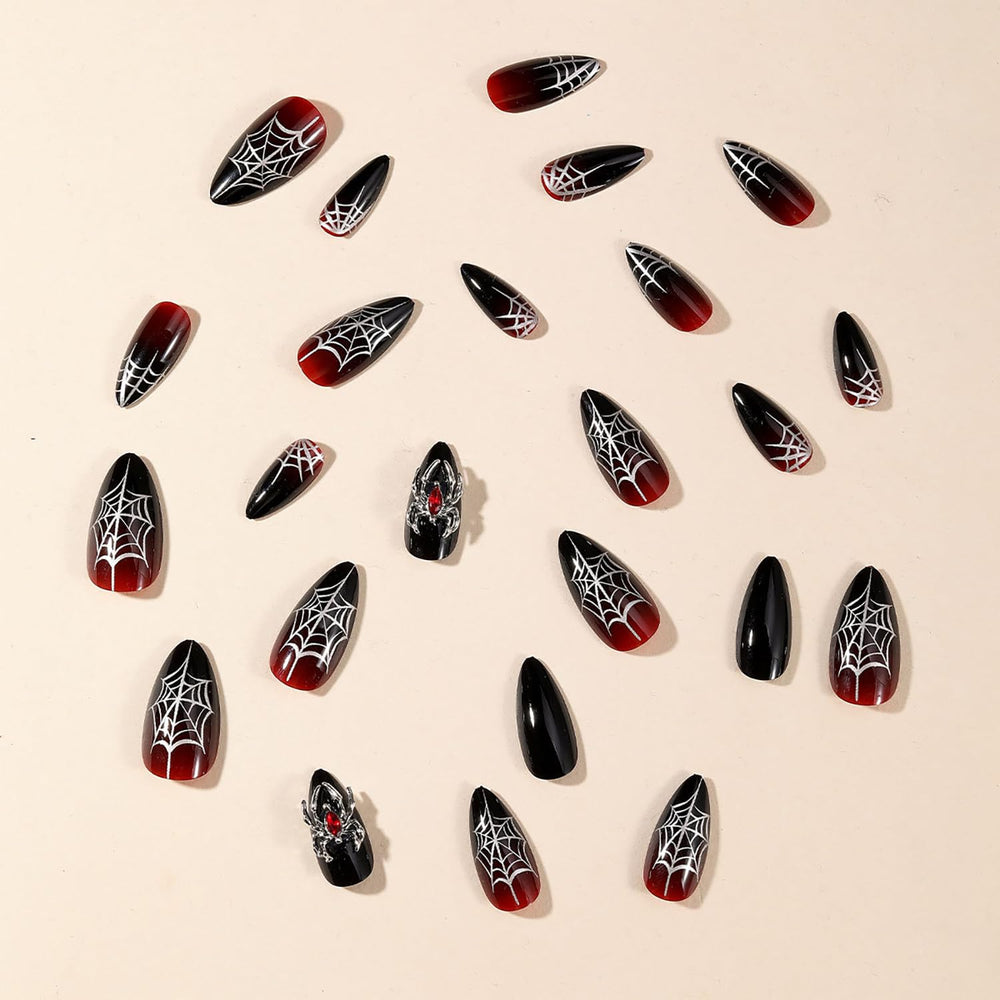 GRITOSE aplicación rápida de uñas con diseño gótico para cualquier ocasión.