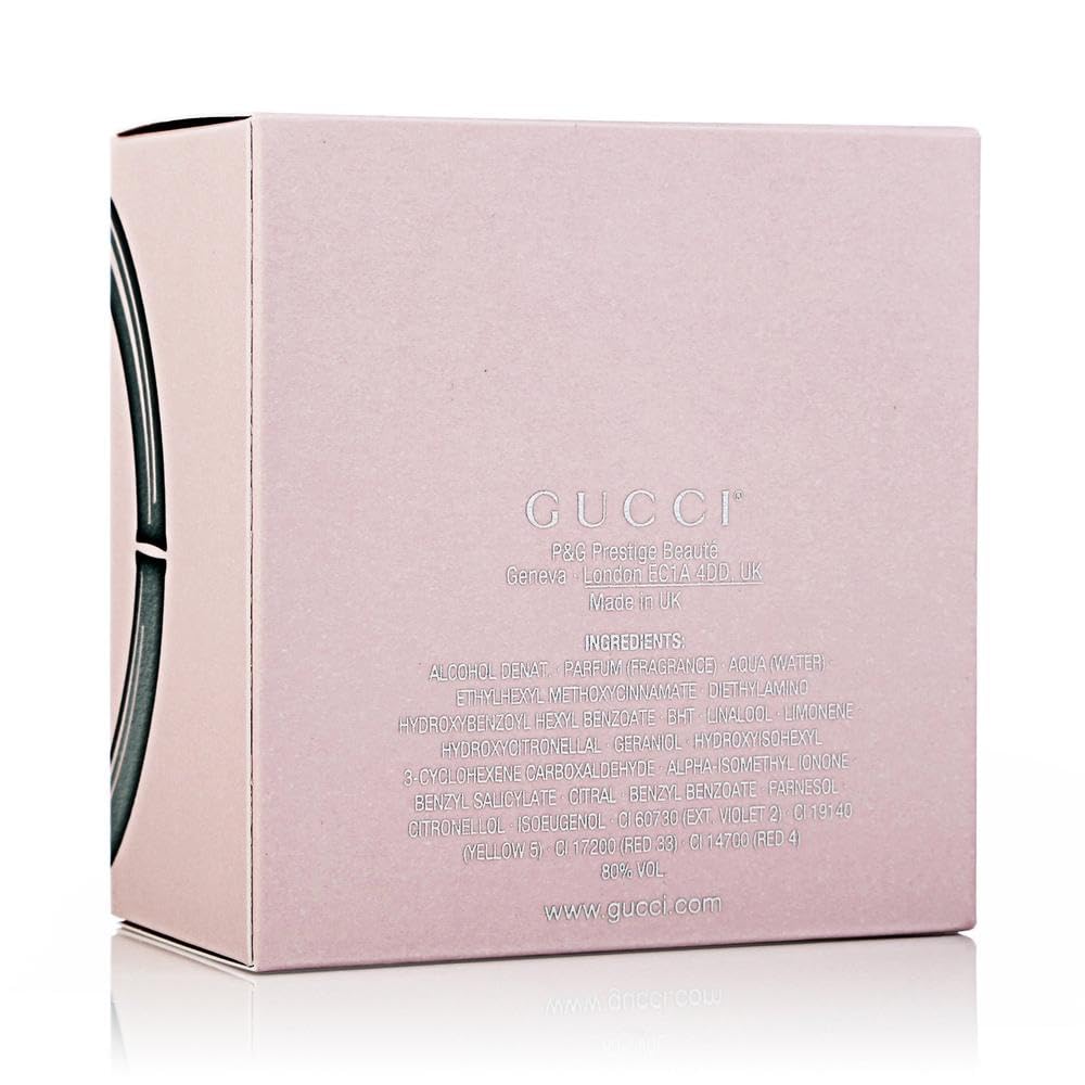 Gucci Bamboo primer plano de la tapa, lujo y sofisticación.