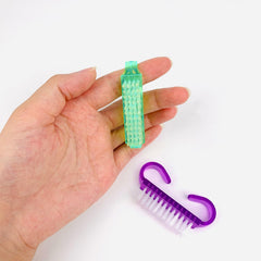 HANWER cepillo con diseño ergonómico para un agarre cómodo durante la limpieza.