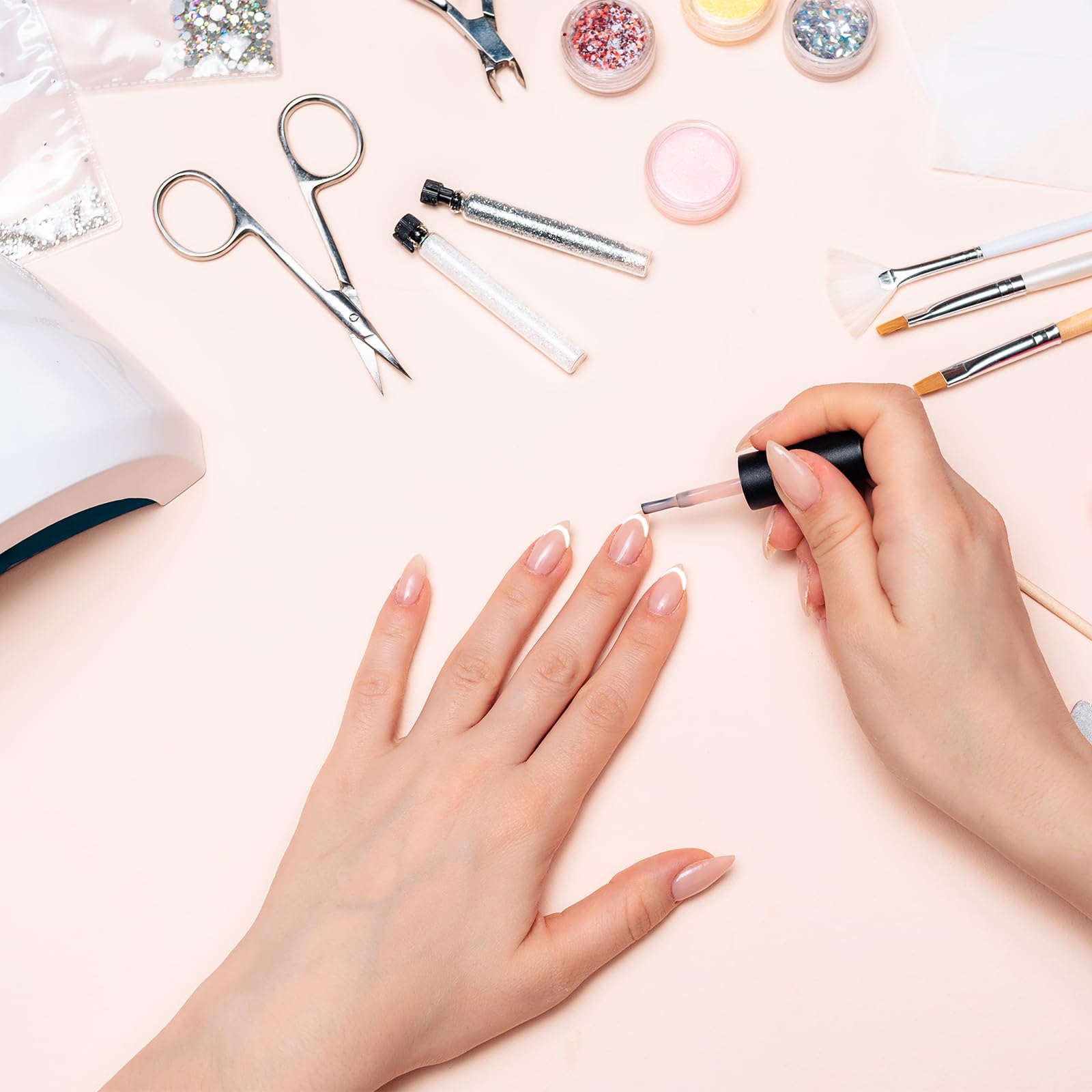 Hariendny usos versátiles para uñas naturales y postizas