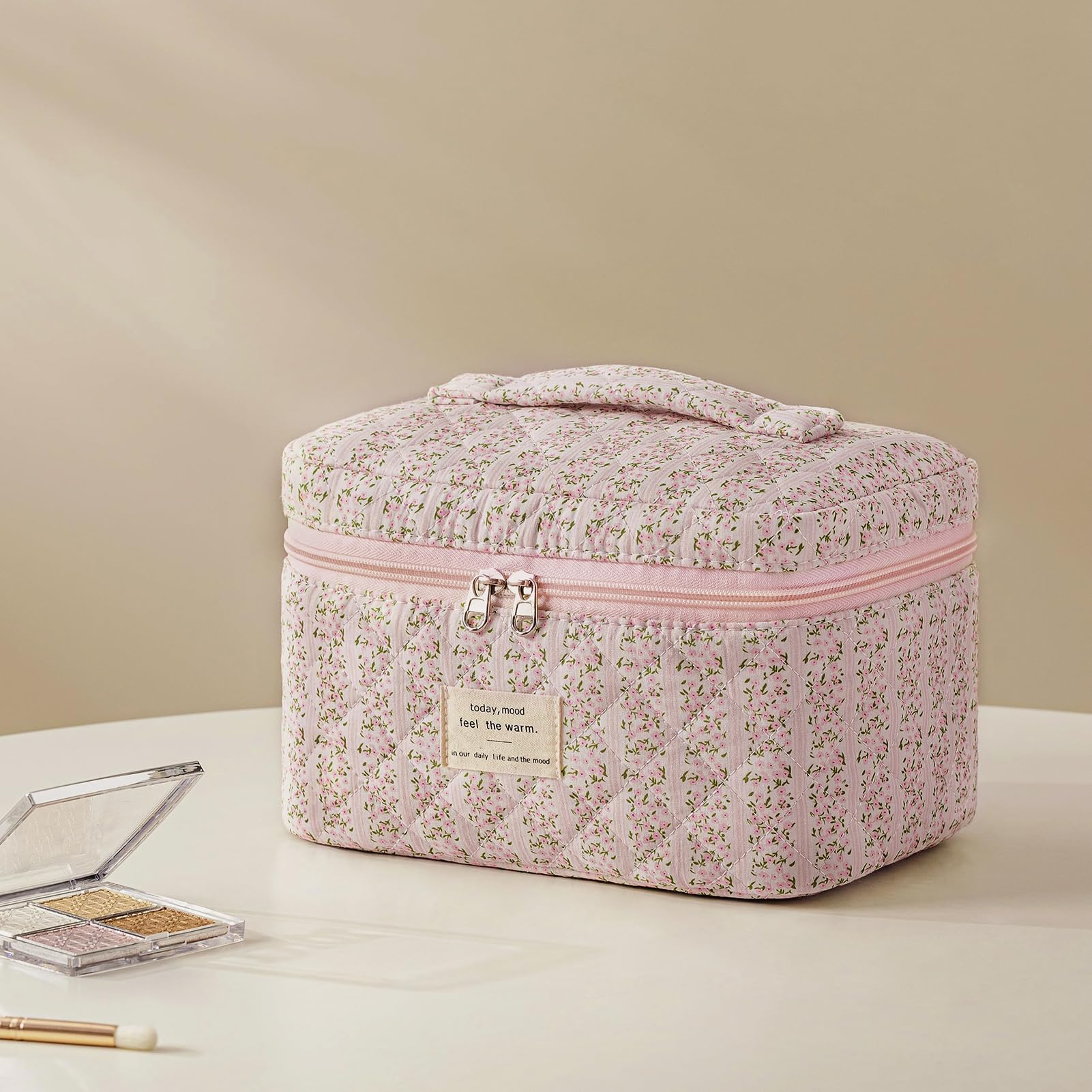 HBselect bolsa de viaje con cremallera dorada para acceso rápido.