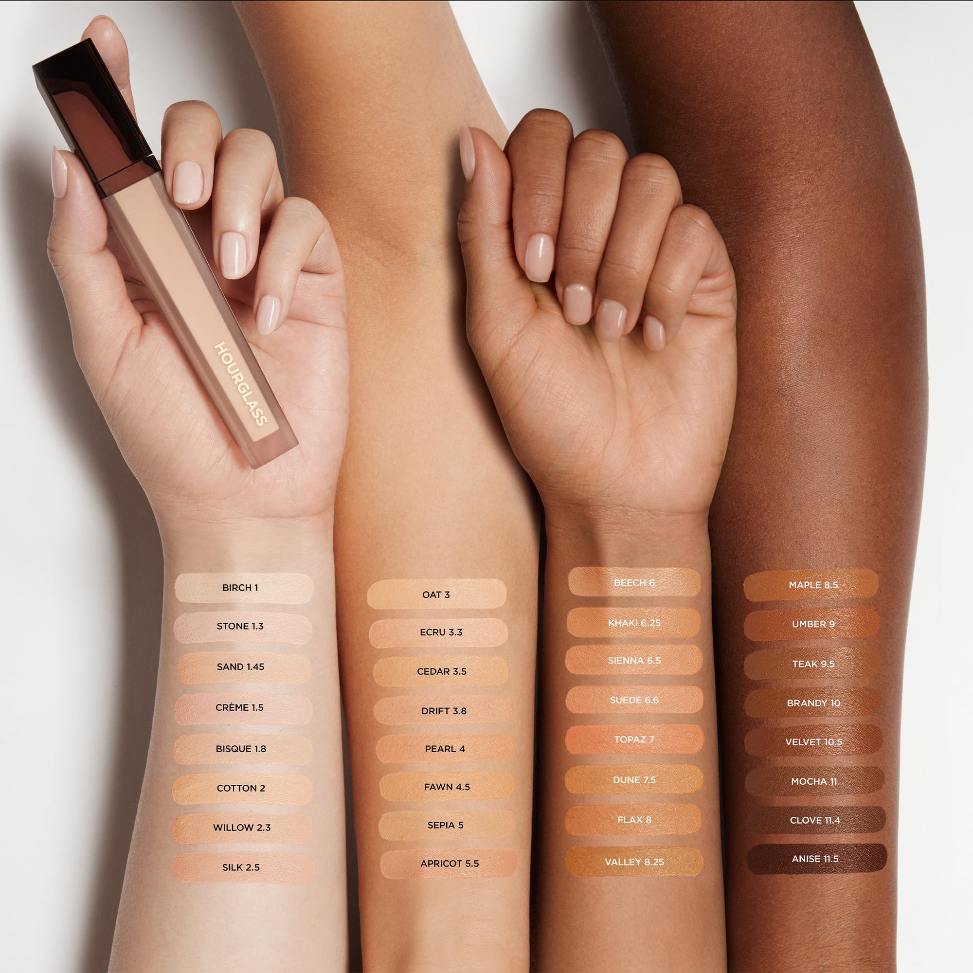 Hourglass Vanish – tenue longue durée pour peau fraîche.