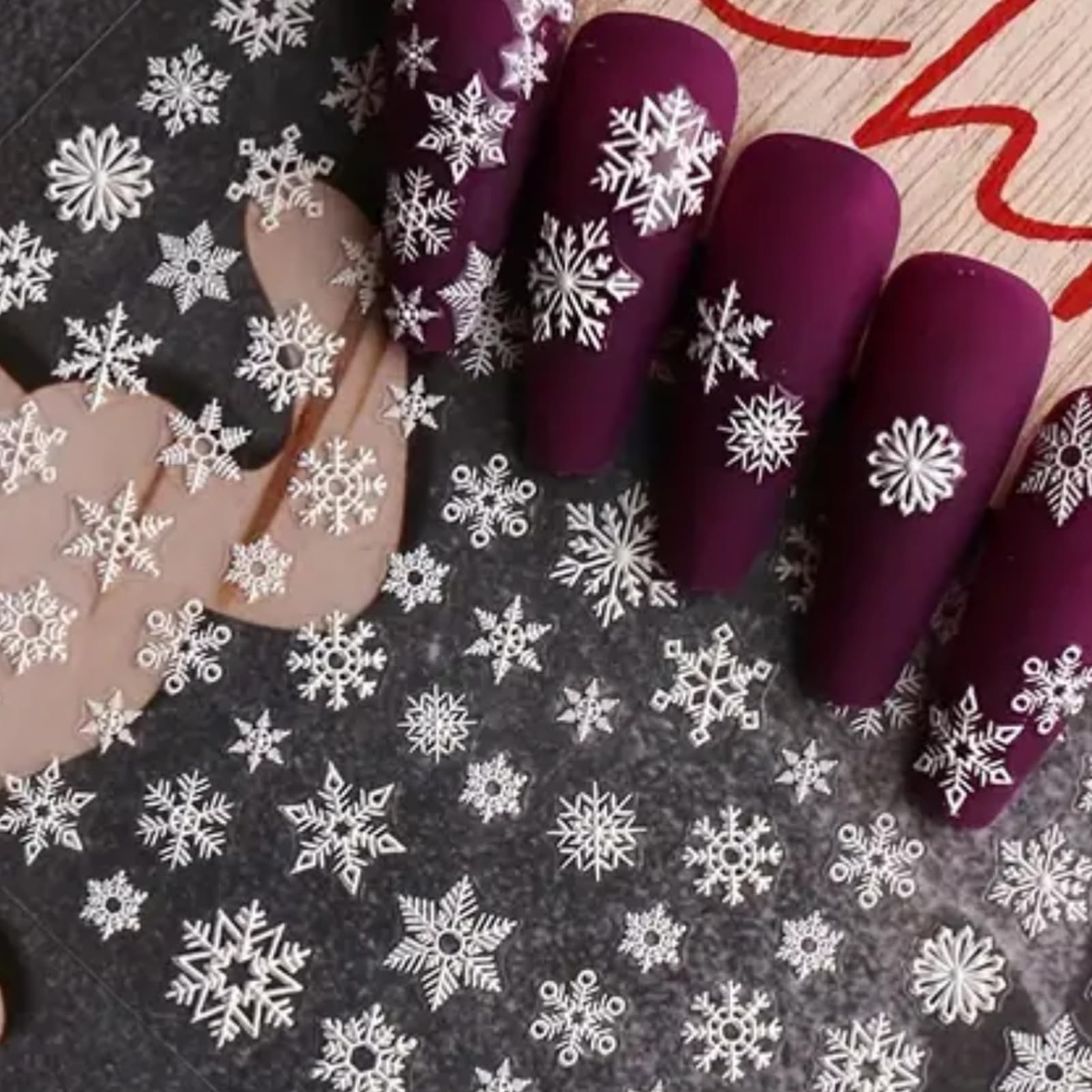 IDDFEVE adornos navideños relieve para uñas con acabado 3D.