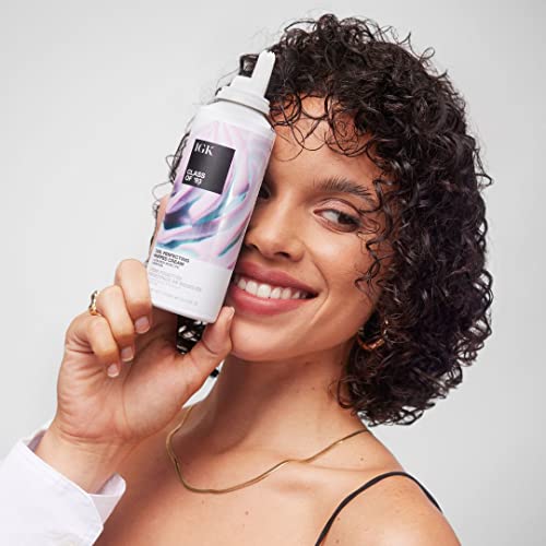 IGK Class of ’93 – soin nourrissant pour boucles au quotidien.