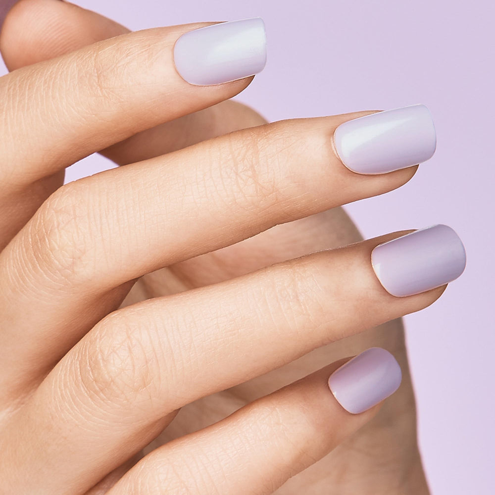 imPRESS acabado gel: brillo natural y aspecto lujoso.