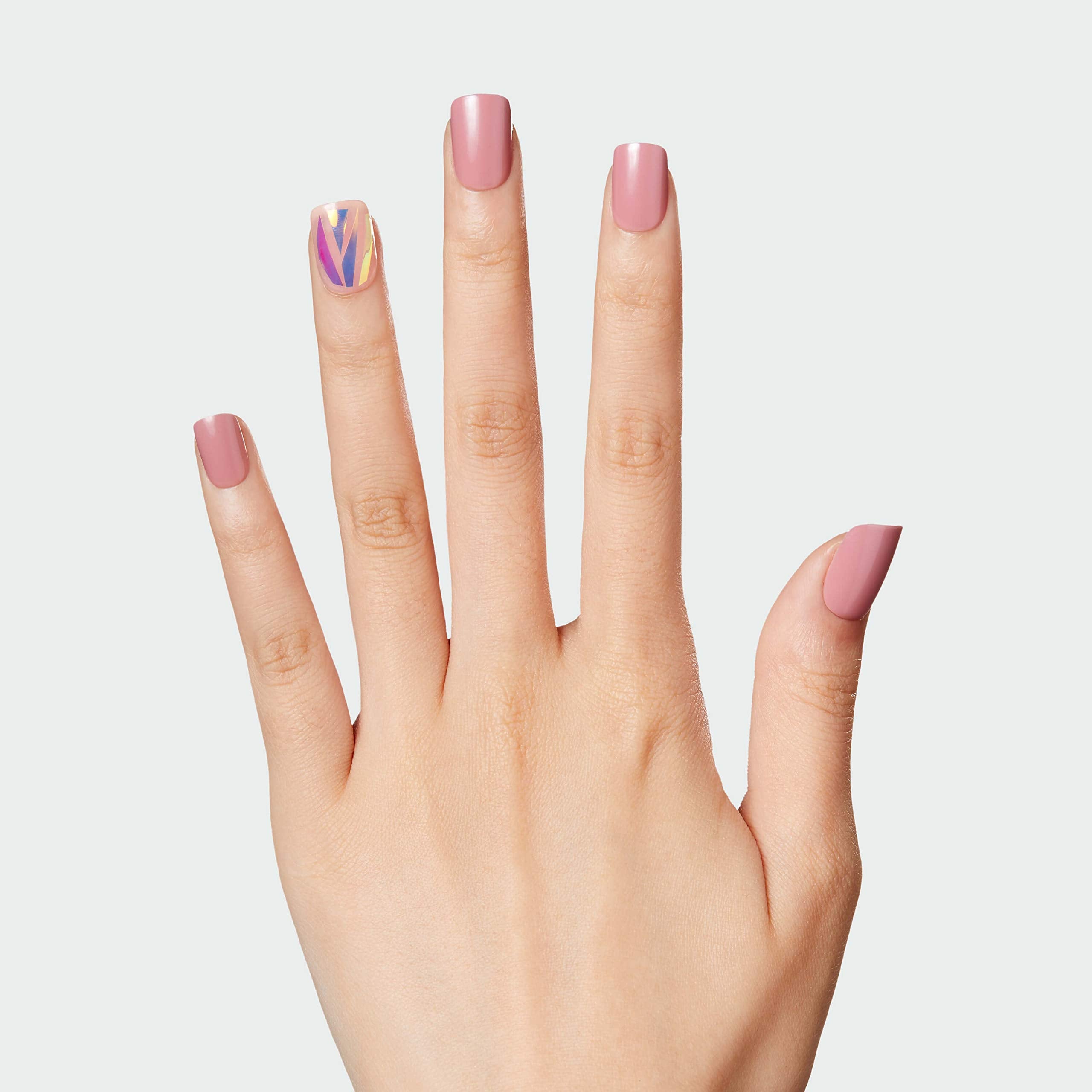 Kit imPRESS incluye 30 uñas para ajustar tallas cortas y cómodas.