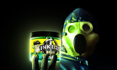 INK-EEZE Mutant Serum diseño Murray 18308, ideal para uso durante la aplicación del tatuaje.