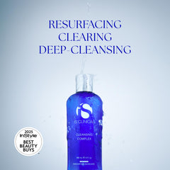 iS CLINICAL Cleansing Complex dispensador-bomba facilita uso diario
