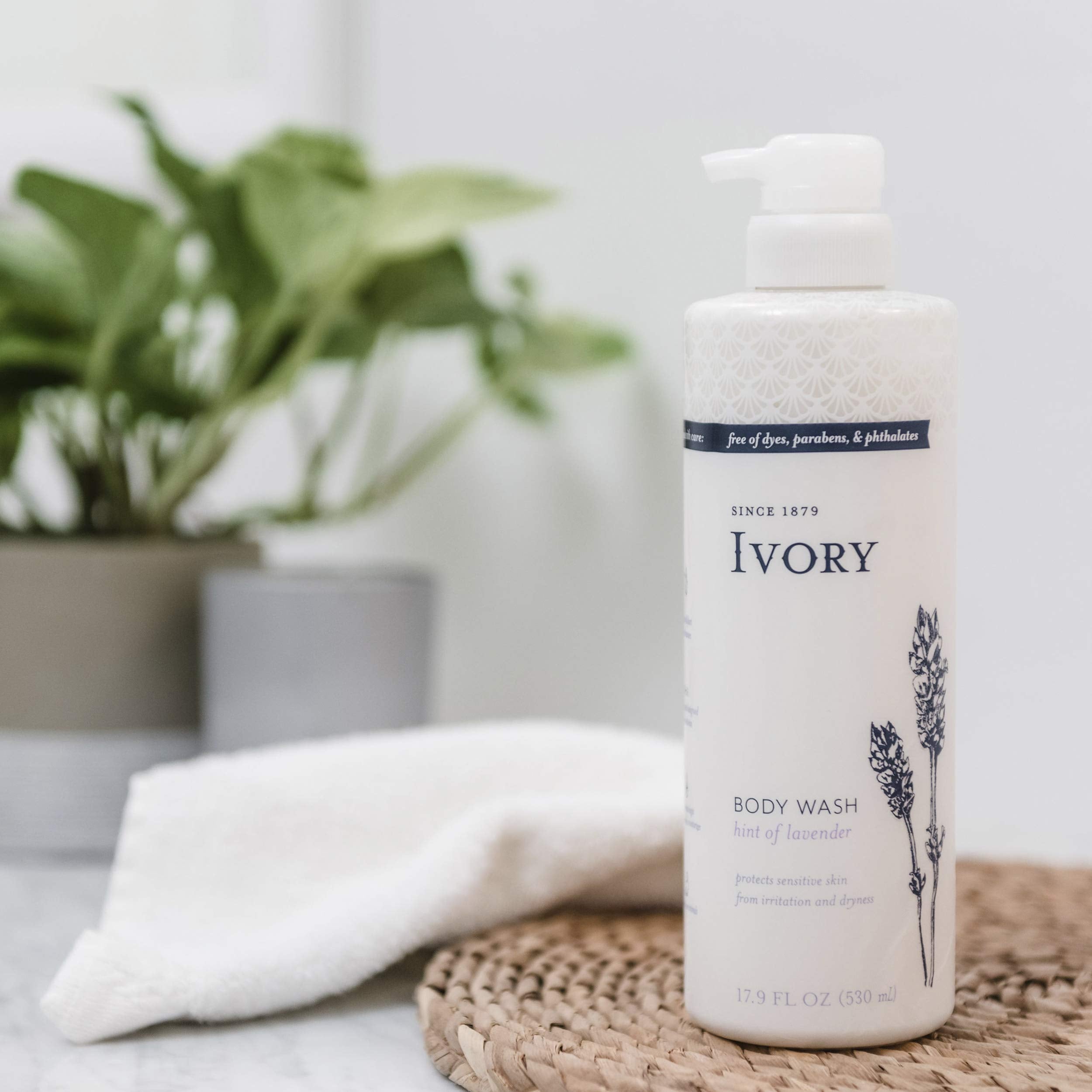 Ivory fragancia suave de lavanda, notas calmantes tras la ducha.