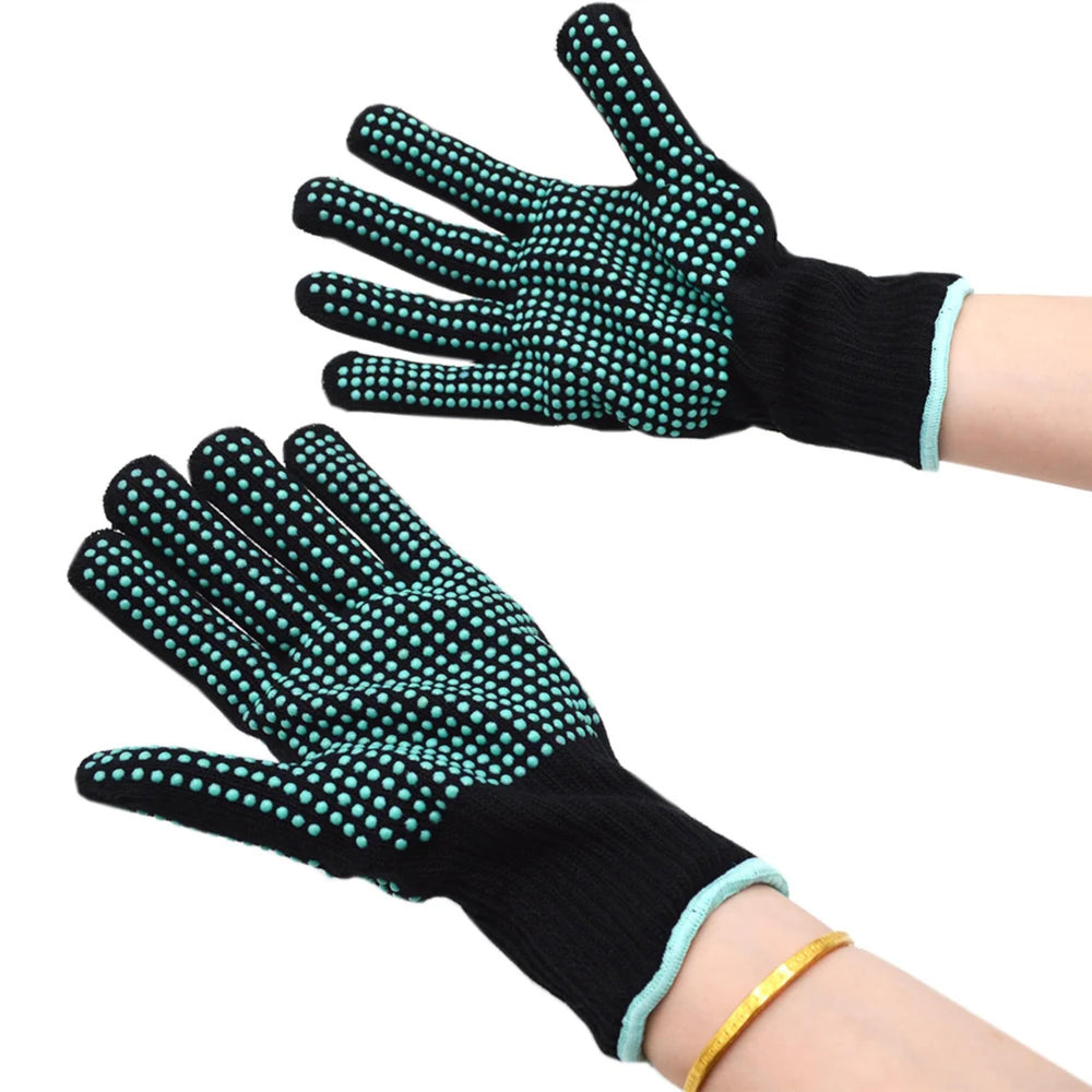 Guantes IYASA ligeros para sublimación y manejo seguro de calor.