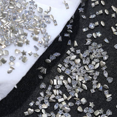 Jaliya diamantes cristal traslúidos para uñas, efecto deslumbrante en diseño.