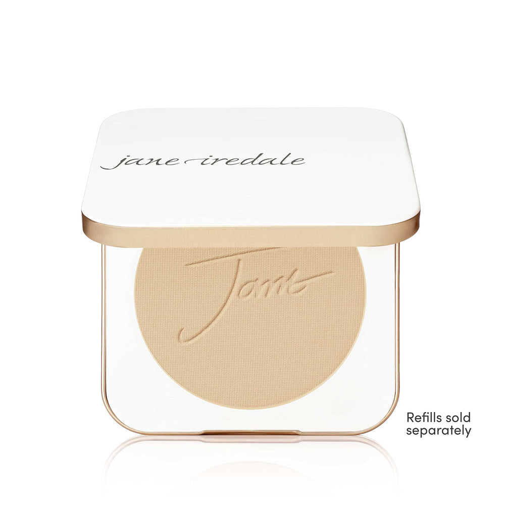 Jane Iredale compacto con espejo interior para retoques rápidos en cualquier lugar.