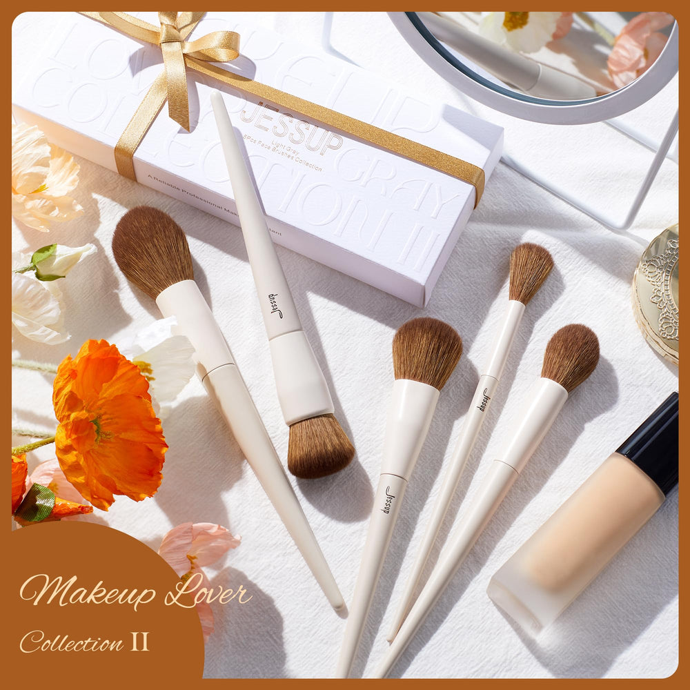 Pinceau highlighter Jessup, éclat lumineux sur les zones clés.