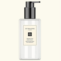 Jo Malone Wood Sage & Sea Salt espuma de manos suave e hidratante para lavados diarios.
