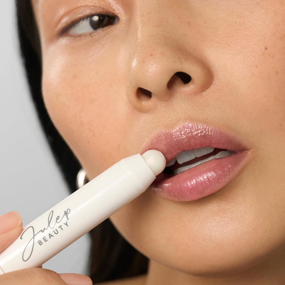 Fórmula natural y vegana de Julep para labios sanos.