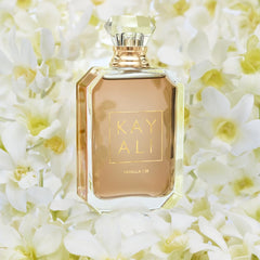 KAYALI Vanilla 28 frasco-atomizador, aroma cálido ideal para uso diario.