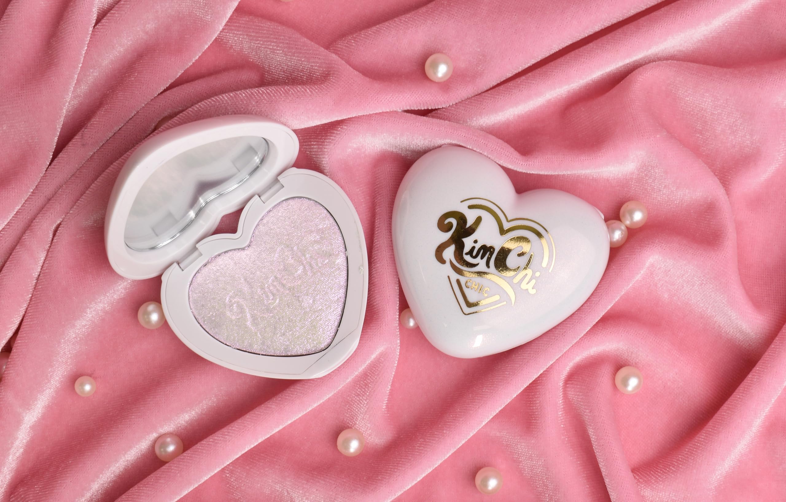 KimChiChic Pearl Gone Wild: hombros y cuello con brillo para un toque radiante
