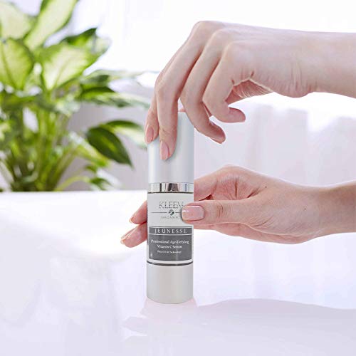 Kleem Organics Serum Vitamina C: hialurónico para mayor plenitud de la piel.
