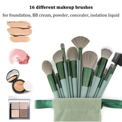 Brochas de ojos Koccido para sombras y delineado precisos.