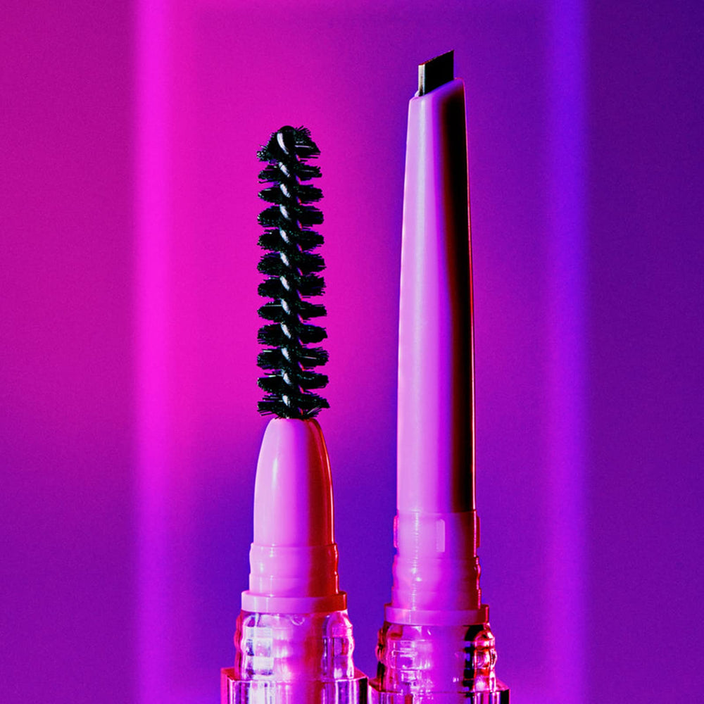Kosas Brow Pop sans parfum respecte votre routine beauté et peaux sensibles.