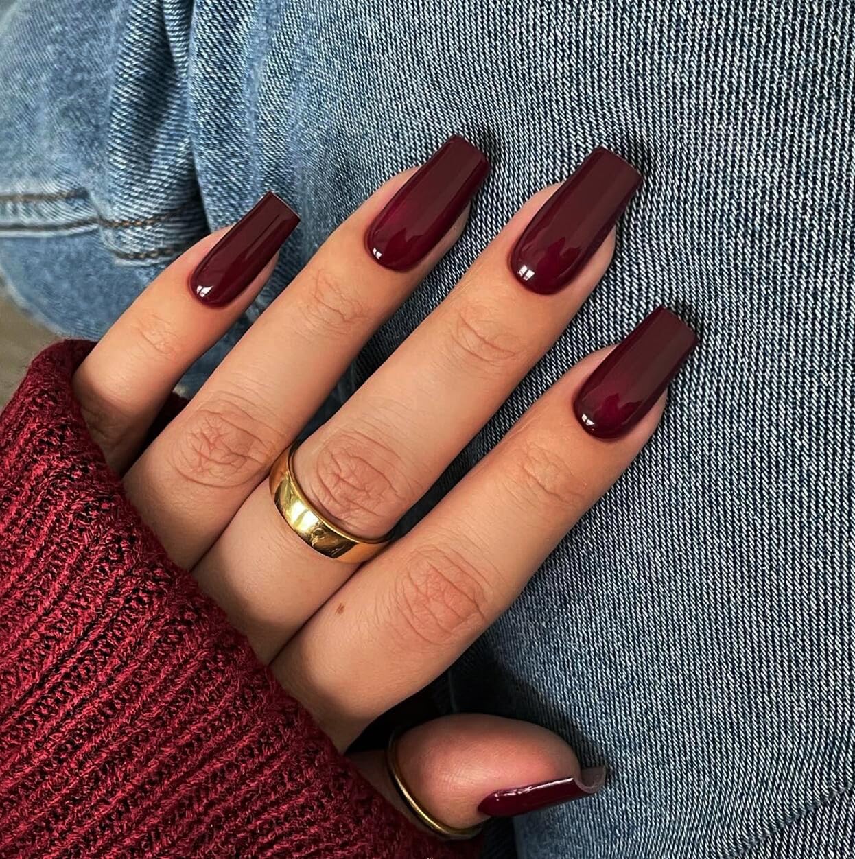 Uñas postizas KQueenest rojas burdeos, mediano cuadrado, brillo duradero para cualquier ocasión.