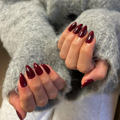 KQueenest Uñas postizas burdeos, forma almendra corta, ideal para reuniones.