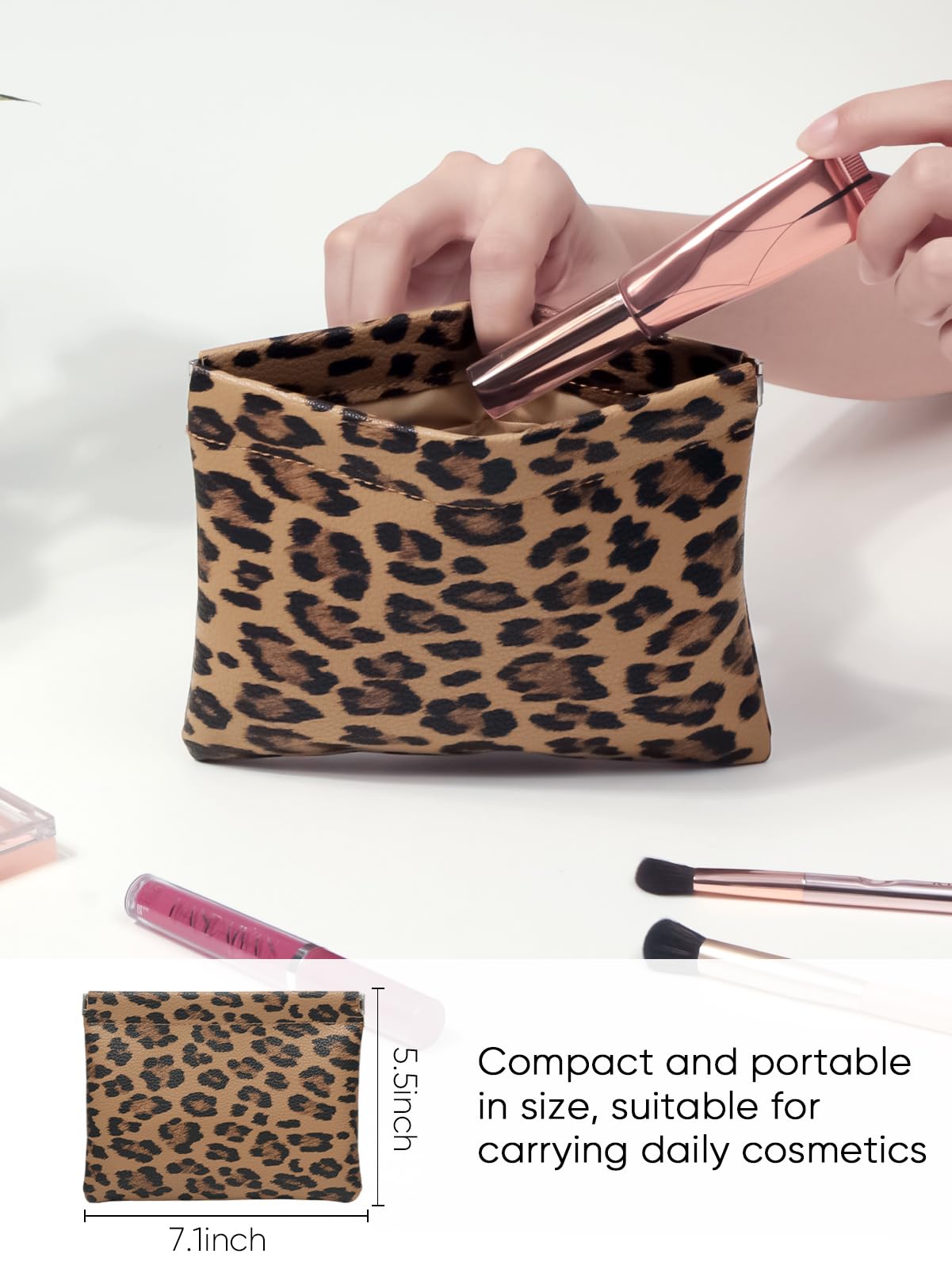 Ksriylm estuche de maquillaje con diseño leopard y acabado elegante.