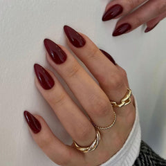 KXAMELIE ajuste suave de uñas almendra, se adapta al lecho para mayor comodidad.