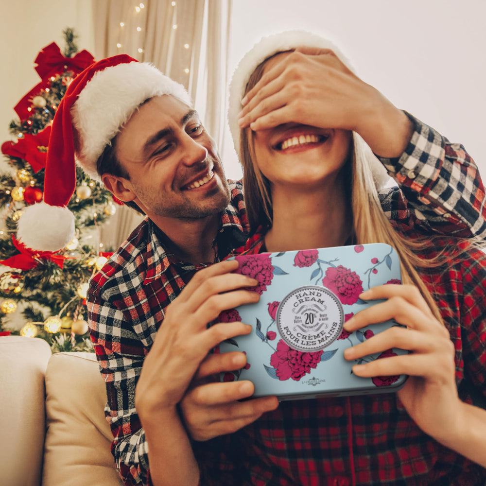 La Chatelaine regalo de lujo para fiestas, manos cuidadas