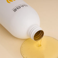 LABORATORIOS BABE Jabón de Aceite, textura cremosa para limpieza suave.
