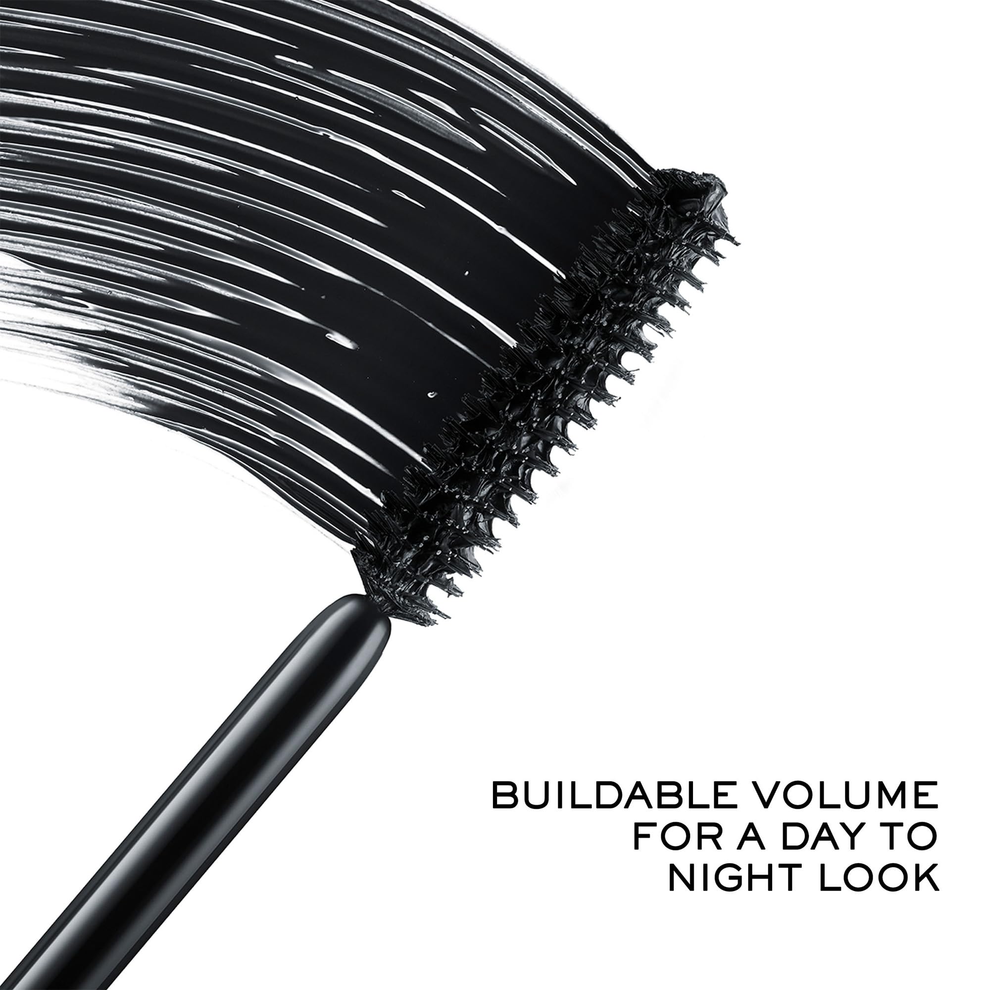 Lancôme Hypnôse volumen ajustable para apariencia natural o intensa.