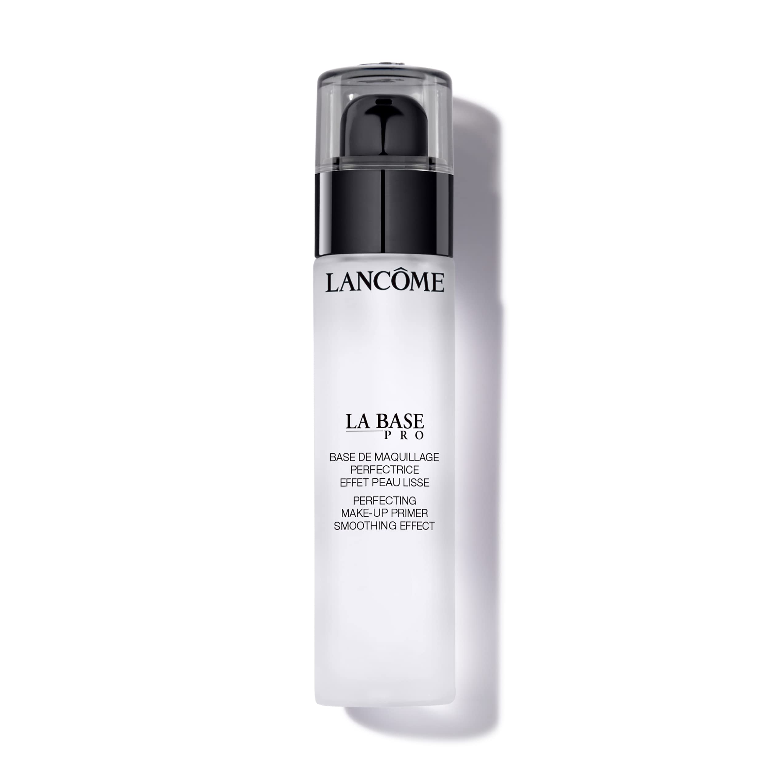 Lancôme La Base Pro: primer en botella con bomba para un acabado suave.