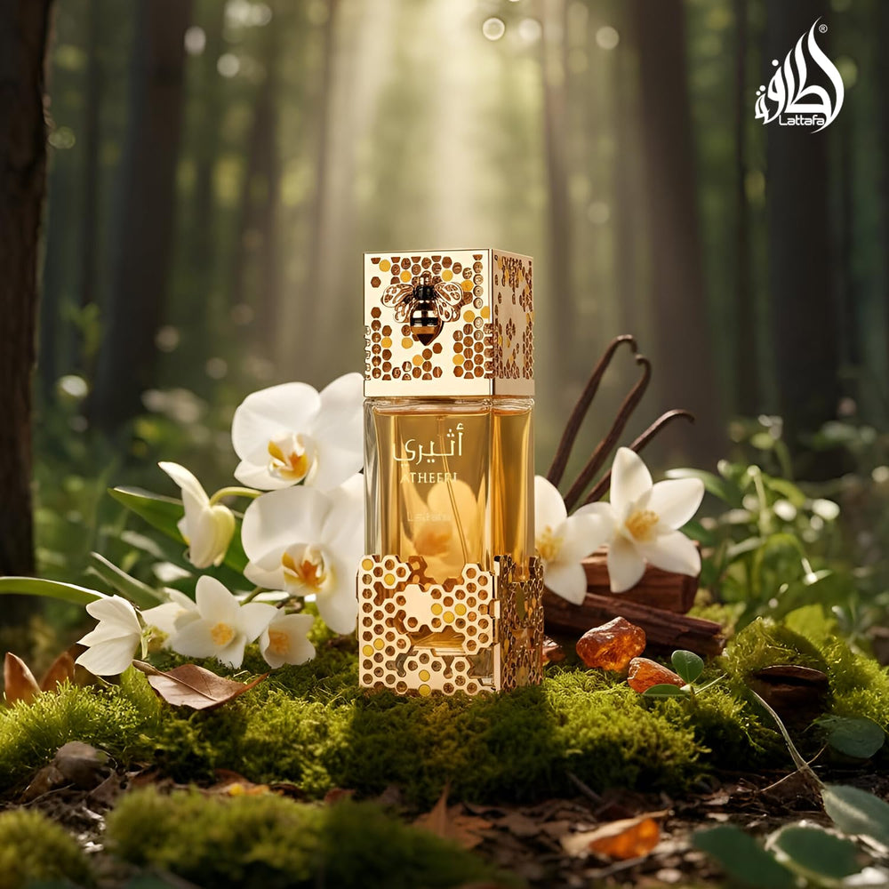 Lattafa Atheeri, detalle de orquídea, aroma floral suave para calma.