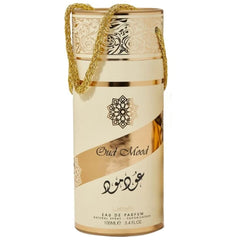 Lattafa Oud Mood corazón de ámbar y resinas para aroma envolvente.