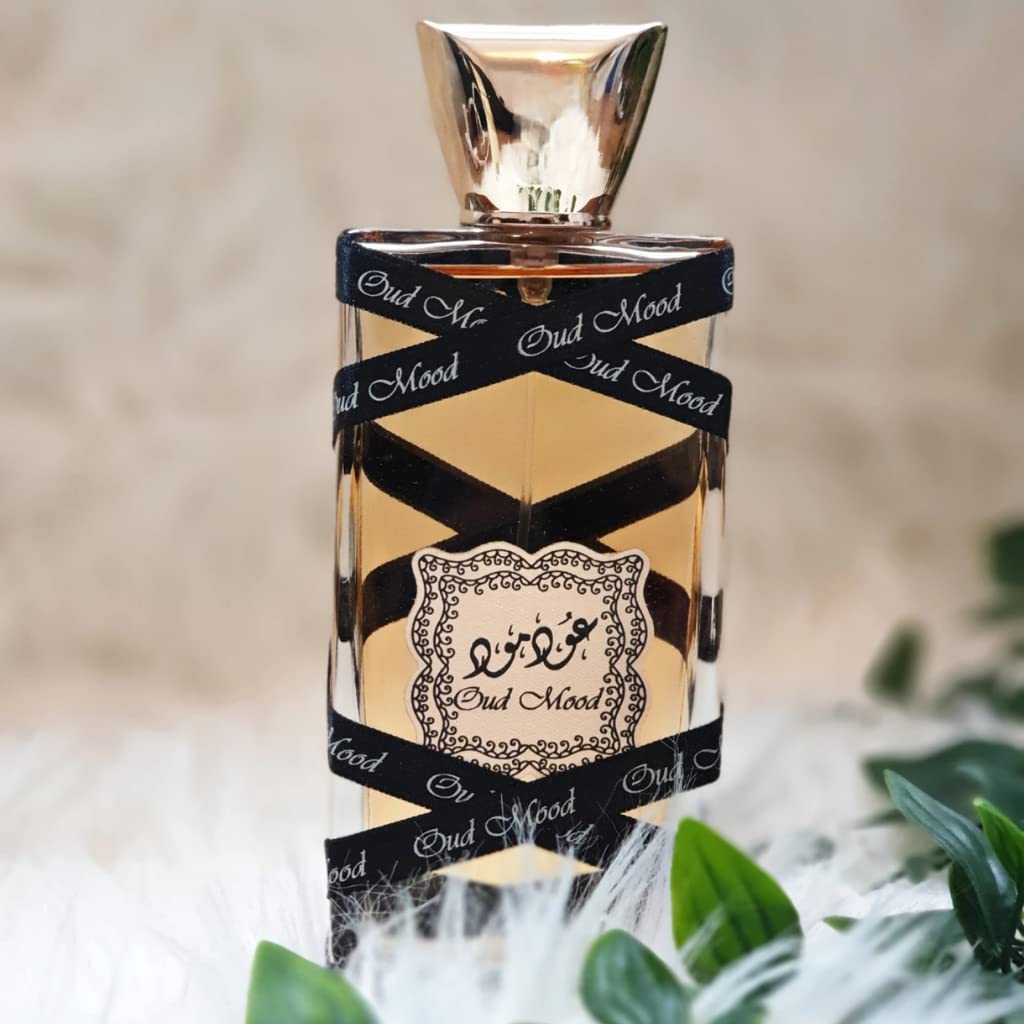 Lattafa Oud Mood perfecto para noches y eventos sofisticados.