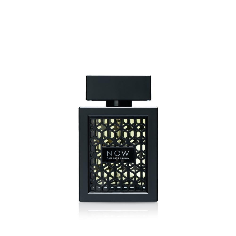 Lattafa Rave Now frasco geométrico negro, aroma duradero para ocasiones formales.