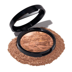 Laura Geller Balance-N-Glow base horneada tono tan, acabado suave y luminoso
