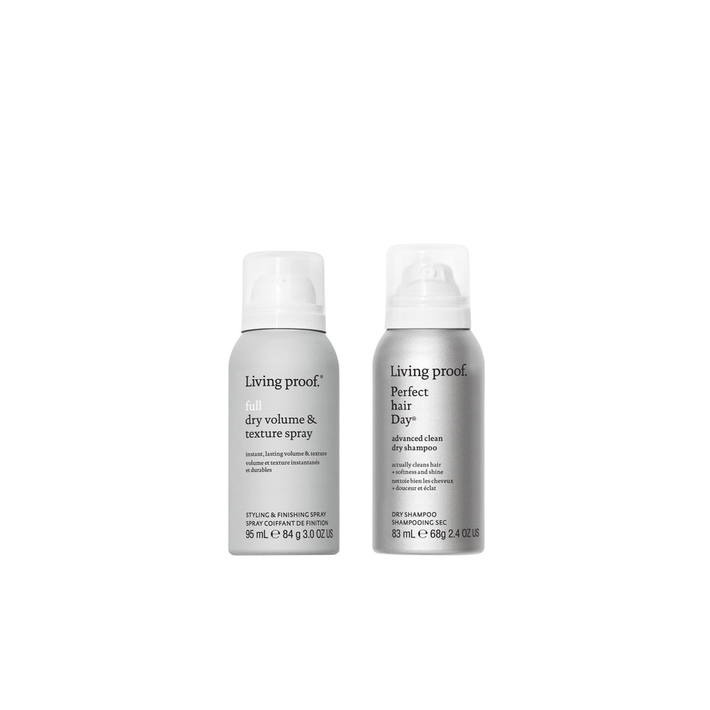 Living Proof champú en seco en botella de viaje para refrescar el cabello entre lavados