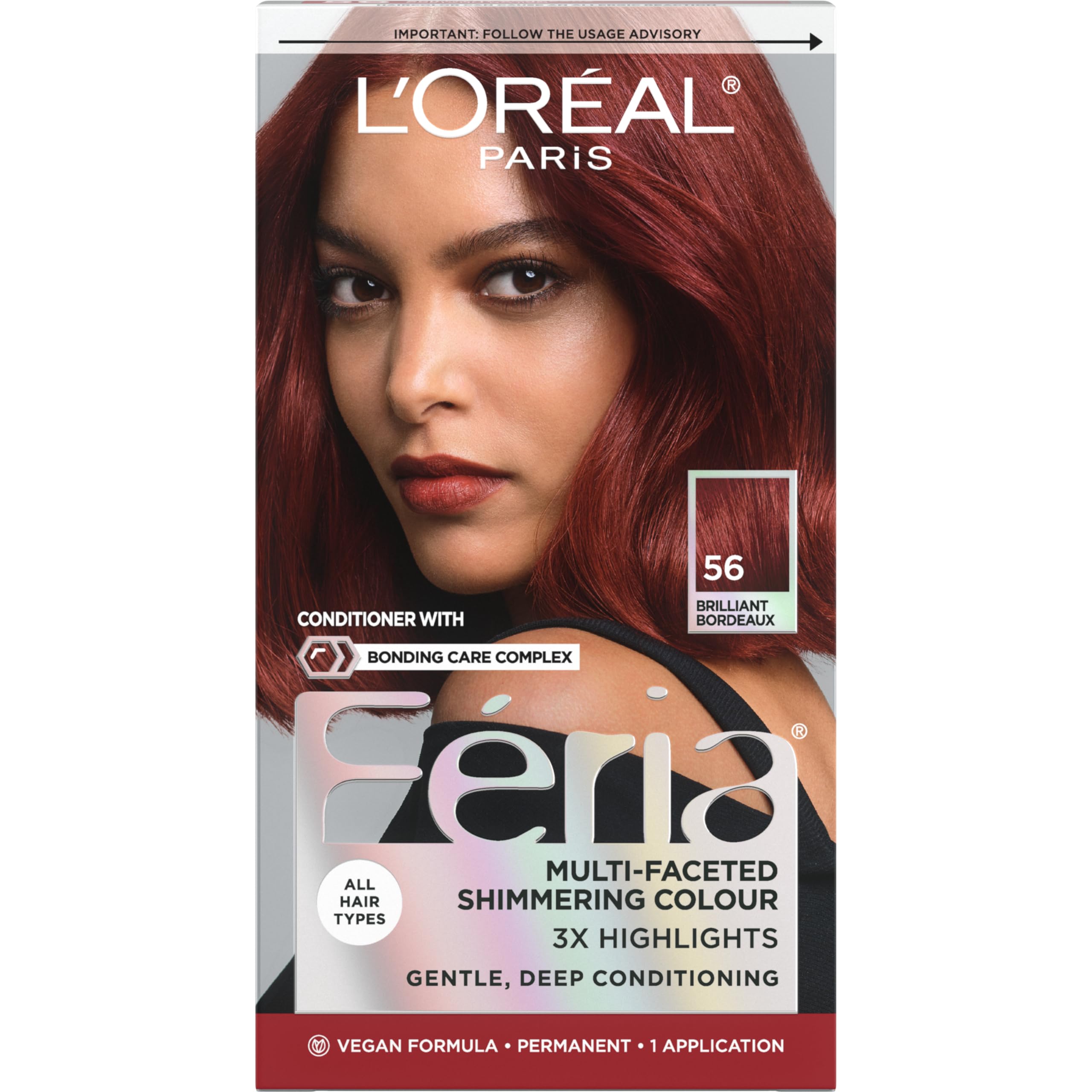 L'Oreal Paris Feria tono Burdeos brillante en el cabello para un estilo audaz.