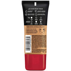 L'Oréal Paris Infallible Pro-Matte Foundation: textura ligera lista para aplicar con dedos.