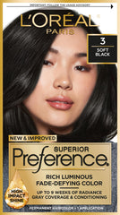 L'Oréal Paris Superior Preference gel de color translúcido para aplicación precisa y color duradero.