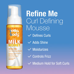 Control del encrespamiento con Refine Me Mousse para rizos más controlados