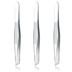 Pinzas LUXXII de punta inclinada para definición precisa de cejas