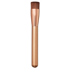 Pincel M. Asam Foundation Brush para base líquida, aplicación suave y uniforme.
