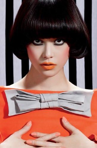 MAC Frost CB96: caja original visible para identificar el tono.